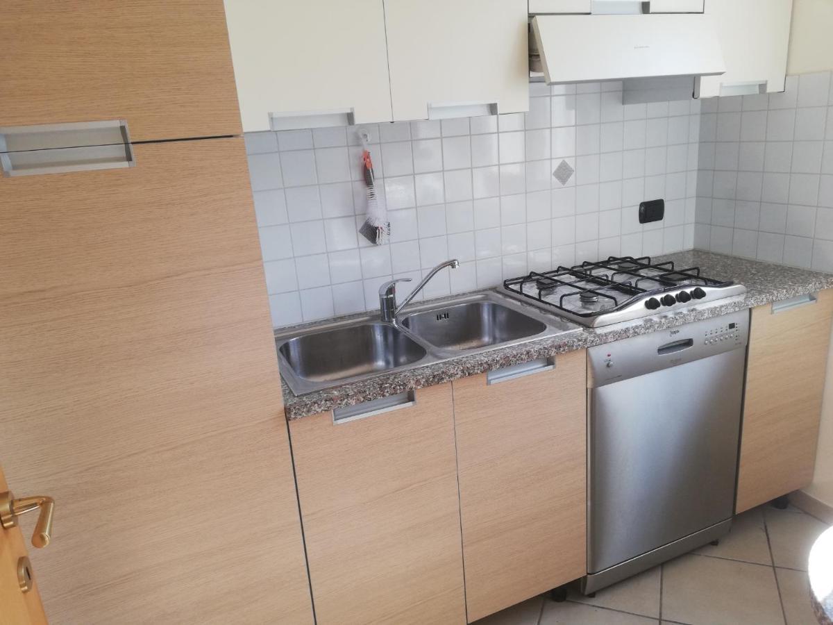 Ferienwohnung Gallo Mit Ueberdachter Terrasse Parkplatz 100 Mtr Z Strand Cannobio Ngoại thất bức ảnh
