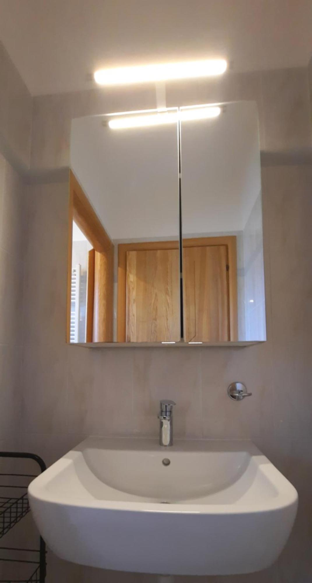 Ferienwohnung Gallo Mit Ueberdachter Terrasse Parkplatz 100 Mtr Z Strand Cannobio Ngoại thất bức ảnh